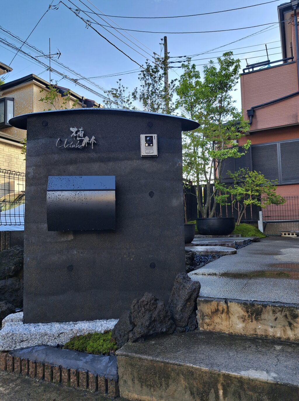 版築と双鏡面の庭｜造園外構工事　(埼玉県の事例)